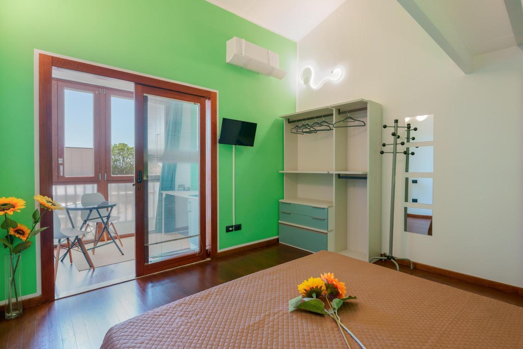 Unplug Bed & Breakfast Quartu Sant'Elena Exterior photo